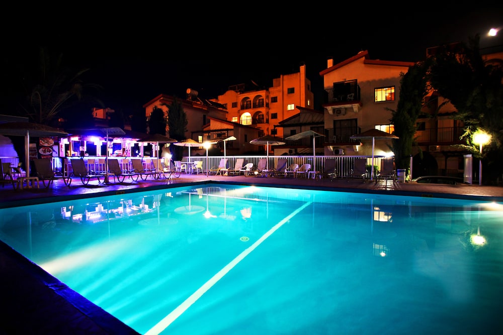 Windmills Hotel Apartments 30/61