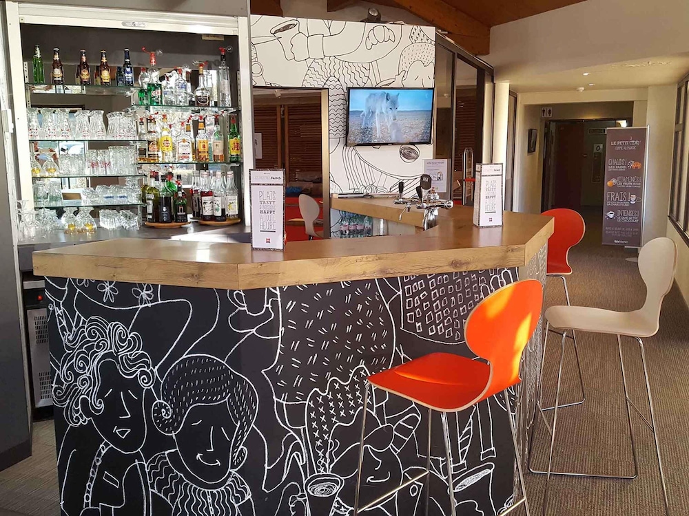 Ibis Angouleme Nord 12/69