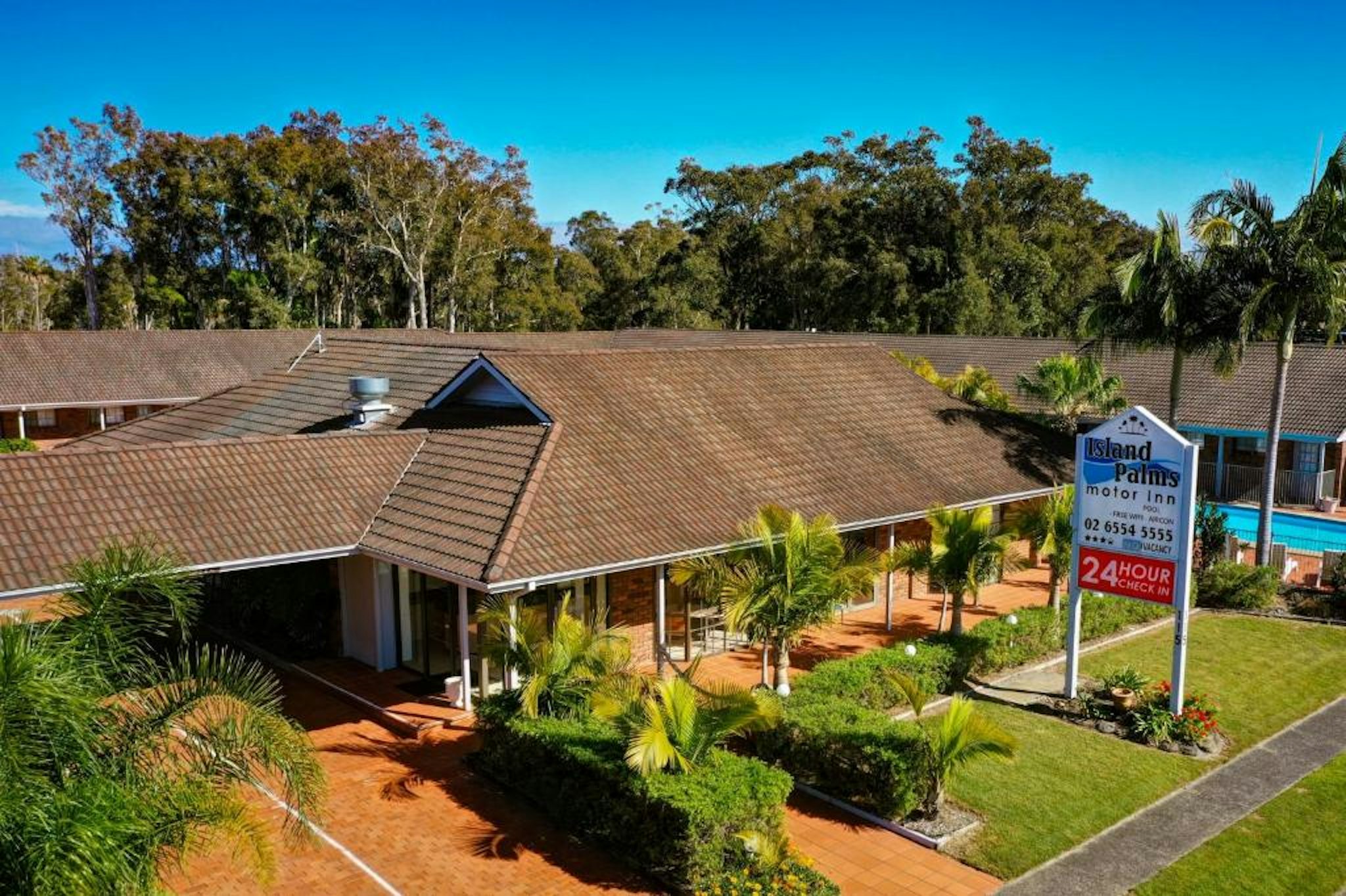 ISLAND PALMS MOTOR INN 22/32
