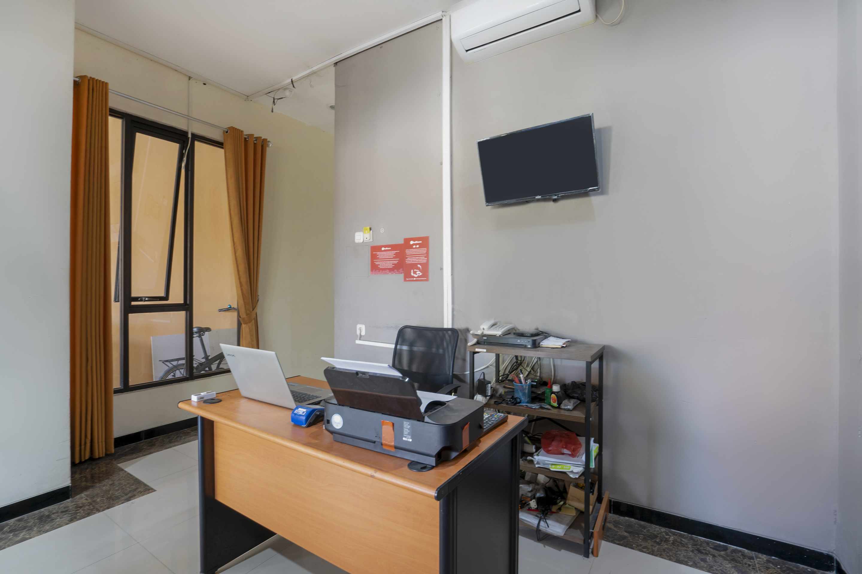 RedDoorz Syariah near Airlangga University Campus B 19/29