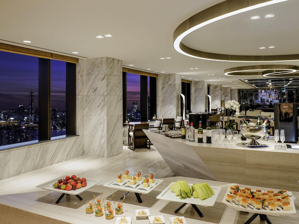 Novotel Ambassador Seoul Yongsan 8/65