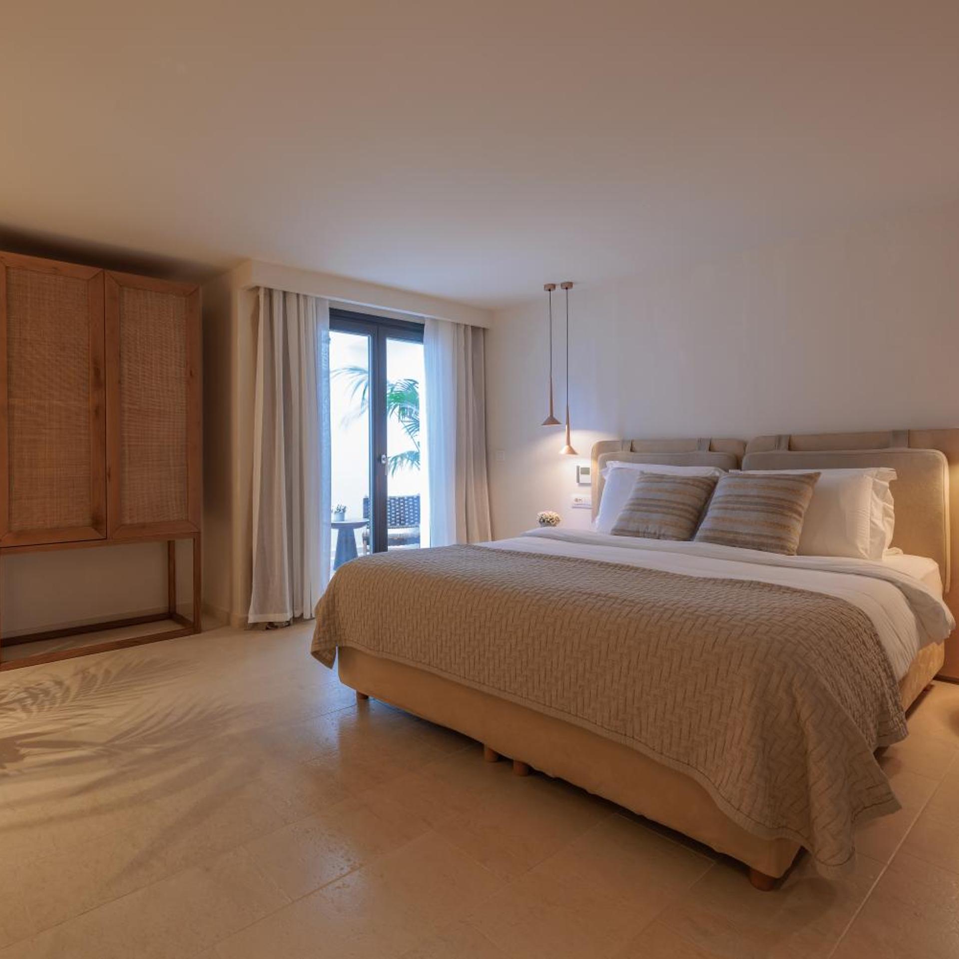 Maisonette, King Bed, Private Pool