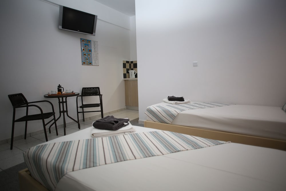 Happy Days Studios Malia 26/62