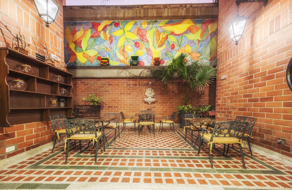 San Pedro Del Fuerte Hotel 7/81