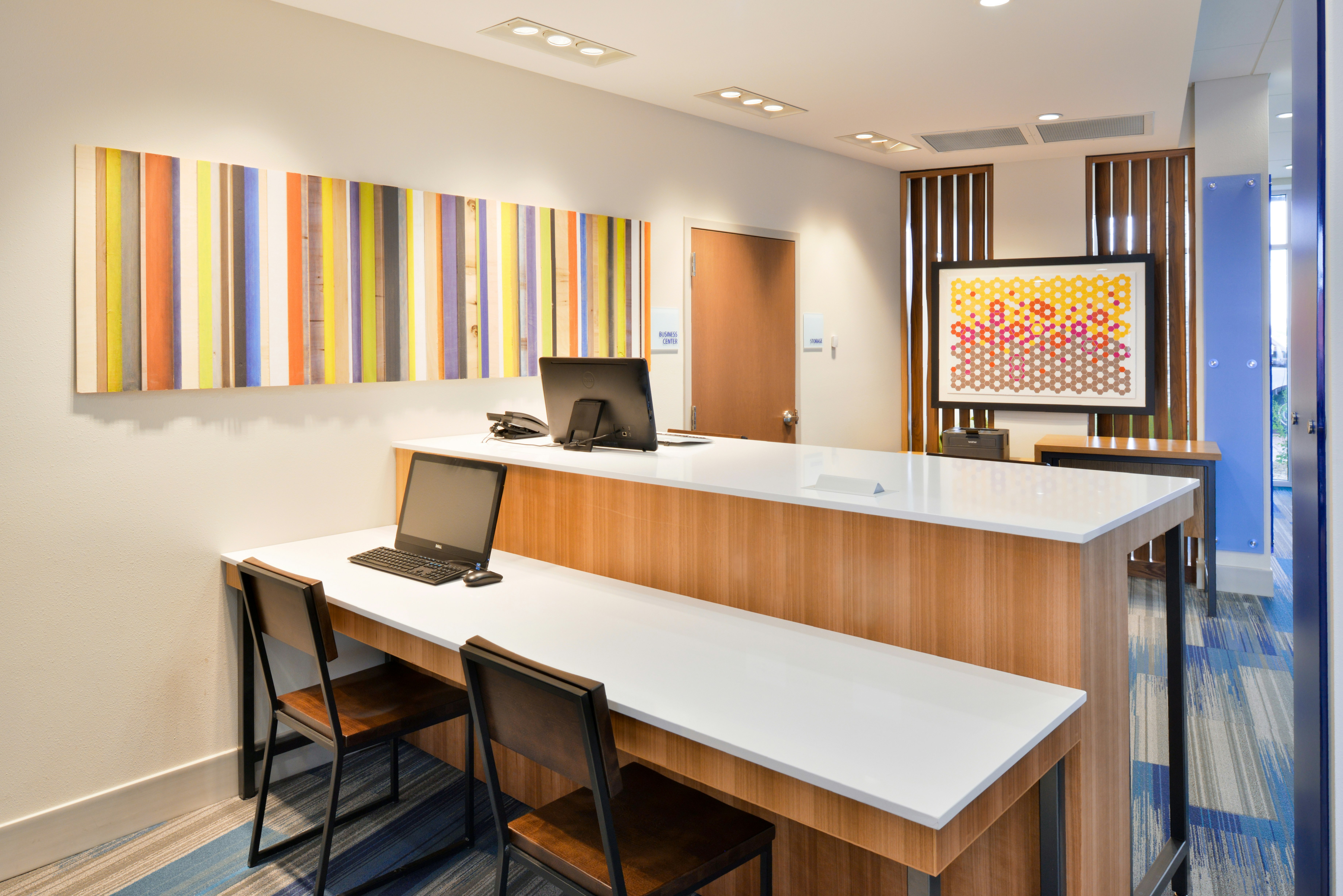 Holiday Inn Express And Suites Madison 10/65