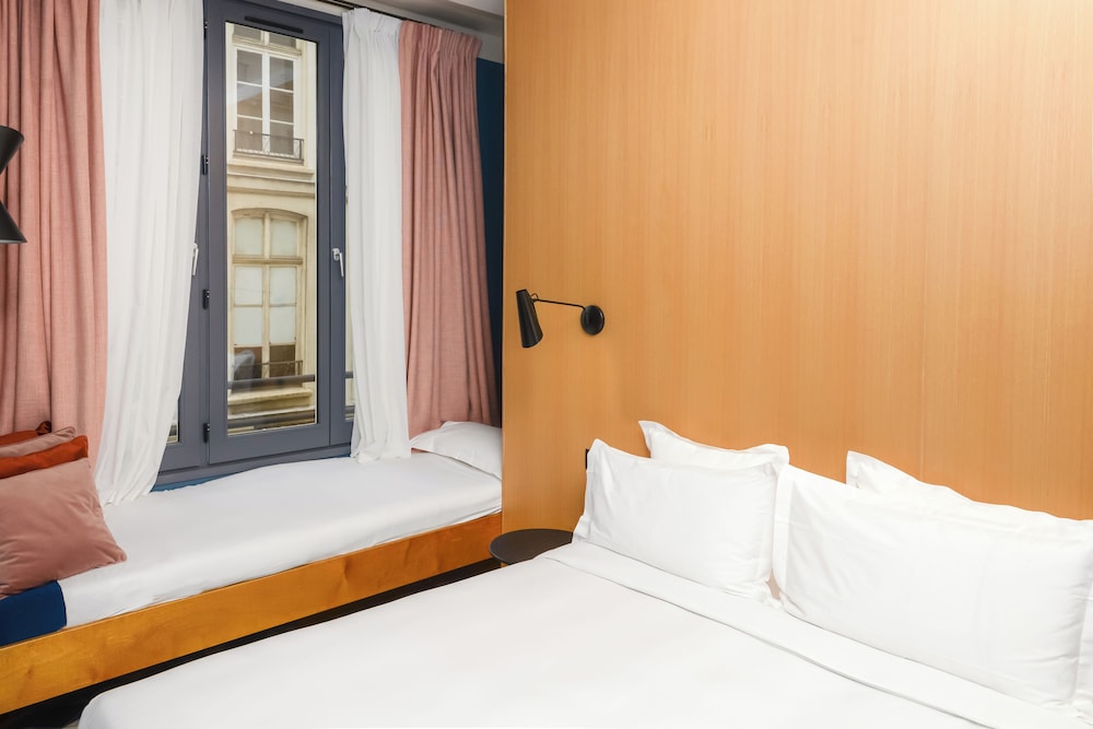Hotel Edgar & Achille 25/65