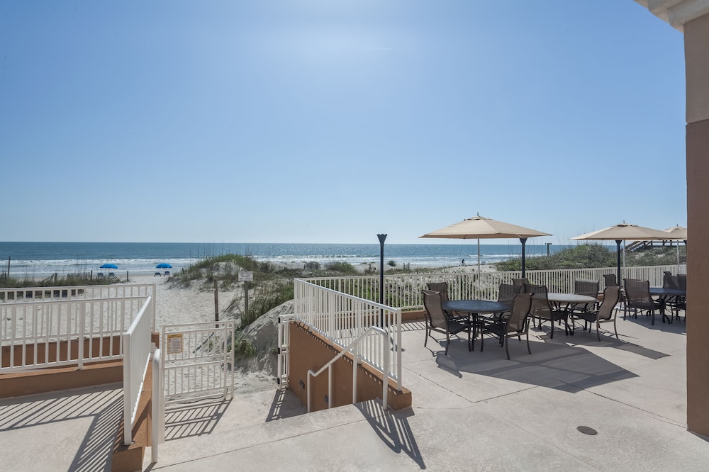 Courtyard By Marriott Jacksonville Beach Oceanfront in JACKSONVILLE BEACH - FL