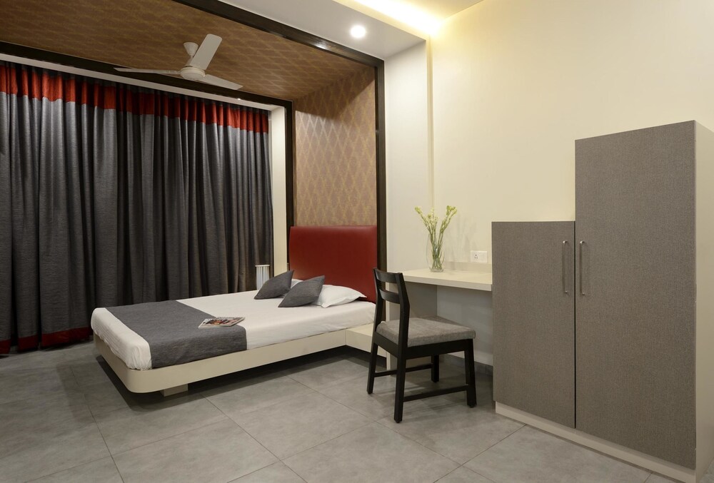 Hotel Rajmahal 9/20