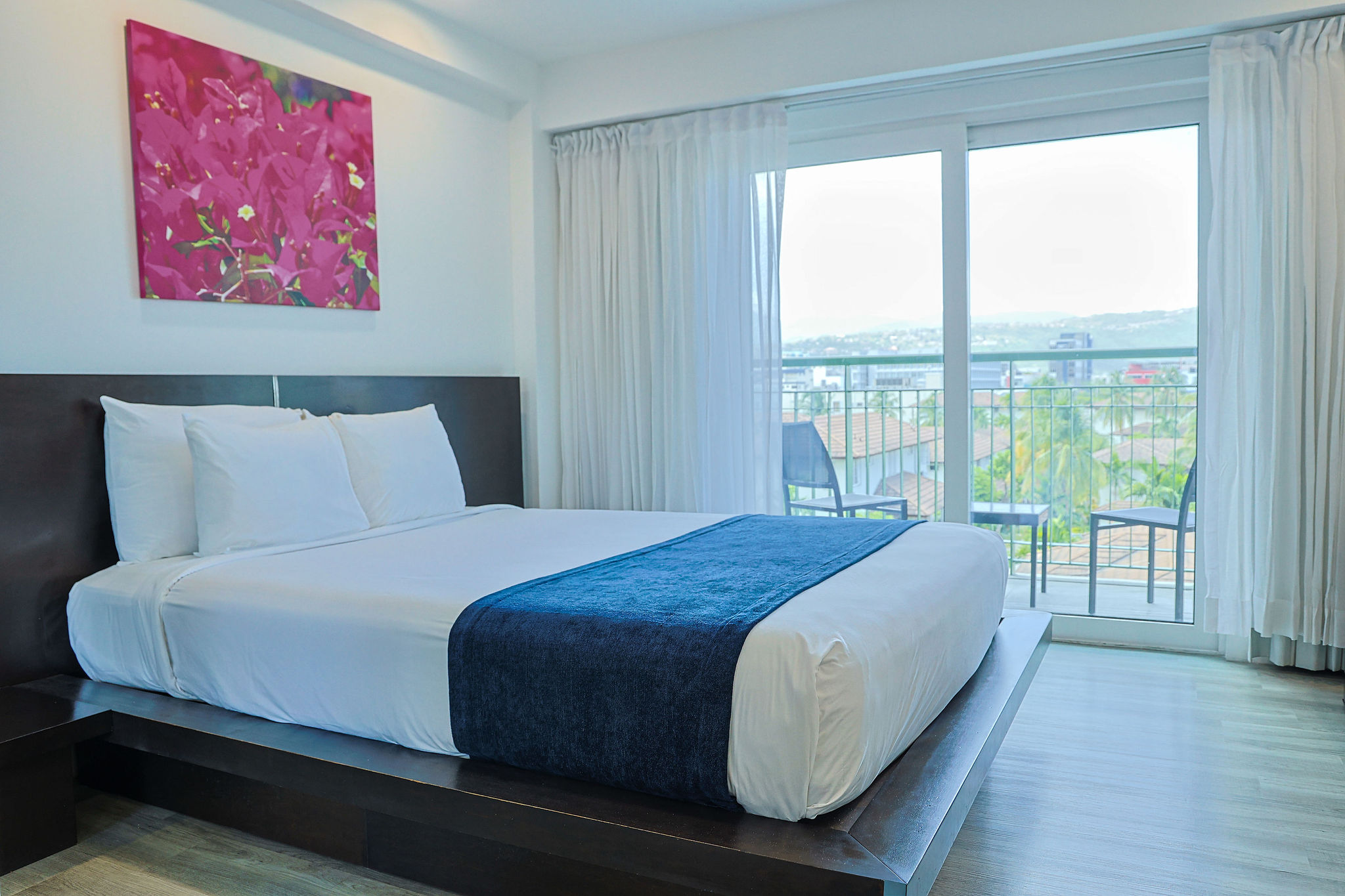 2 Bedrooms, Loft, Penthouse, Suite, Balcony, Kitchen