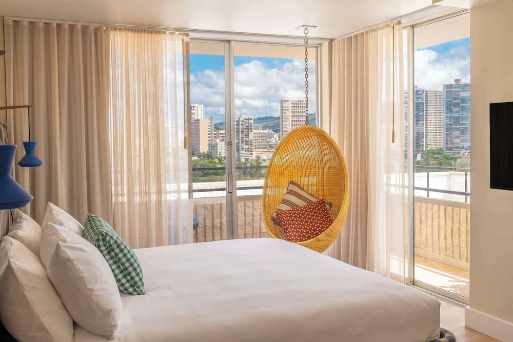 1 Bedroom, Penthouse, Suite, King Bed, Sofa