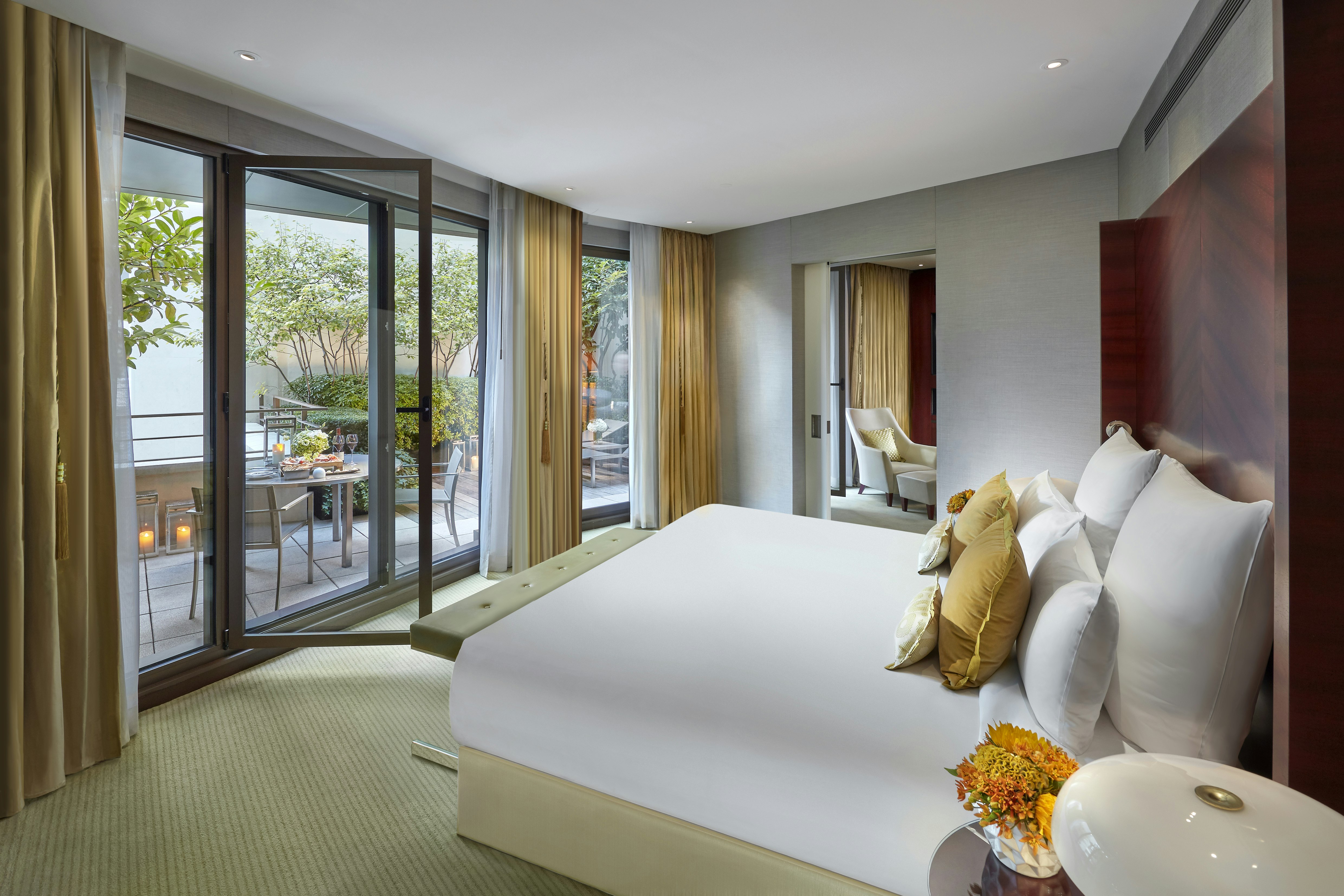 SUITE, TERRACE