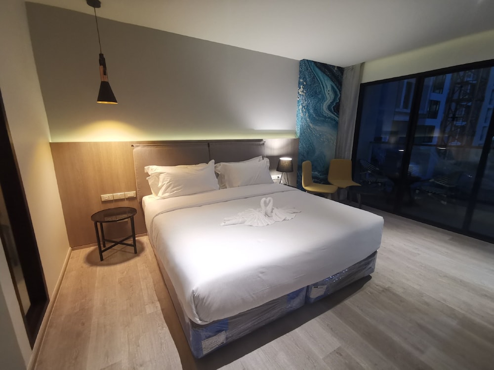 غرفة ديلوكس بسرير مزدوج بإطلالة على البحر، Fortune Saeng Chan Beach Rayong 4/8