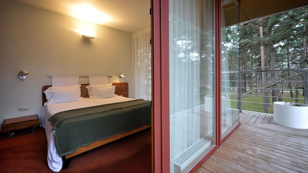 Family Suite, Twin Beds, King Bed, Sofa, Detached Building