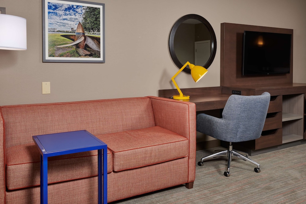 Hampton Inn Wilmington Medical Park 32/55