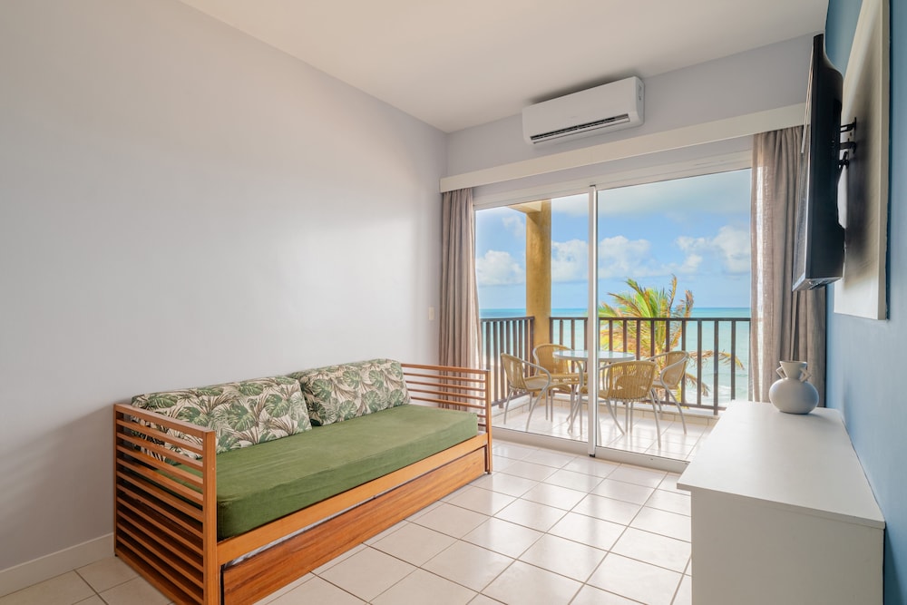 Acqua Beach Park Resort 13/50