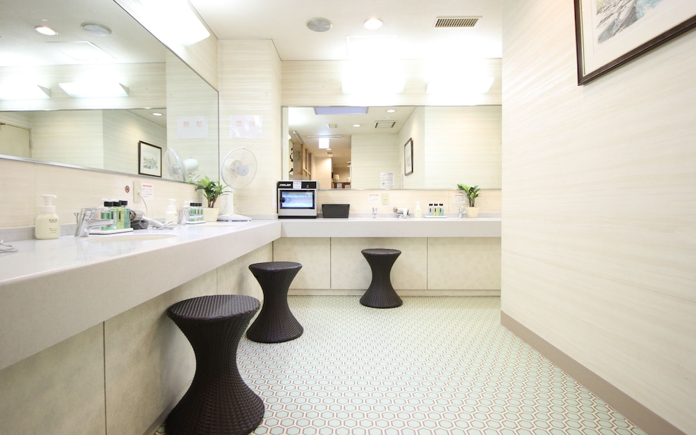 Hotel Claiton Shin-Osaka 42/50