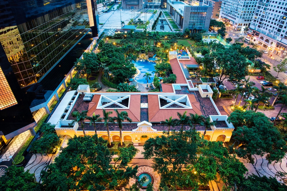 Artyzen Grand Lapa Macau 66/68
