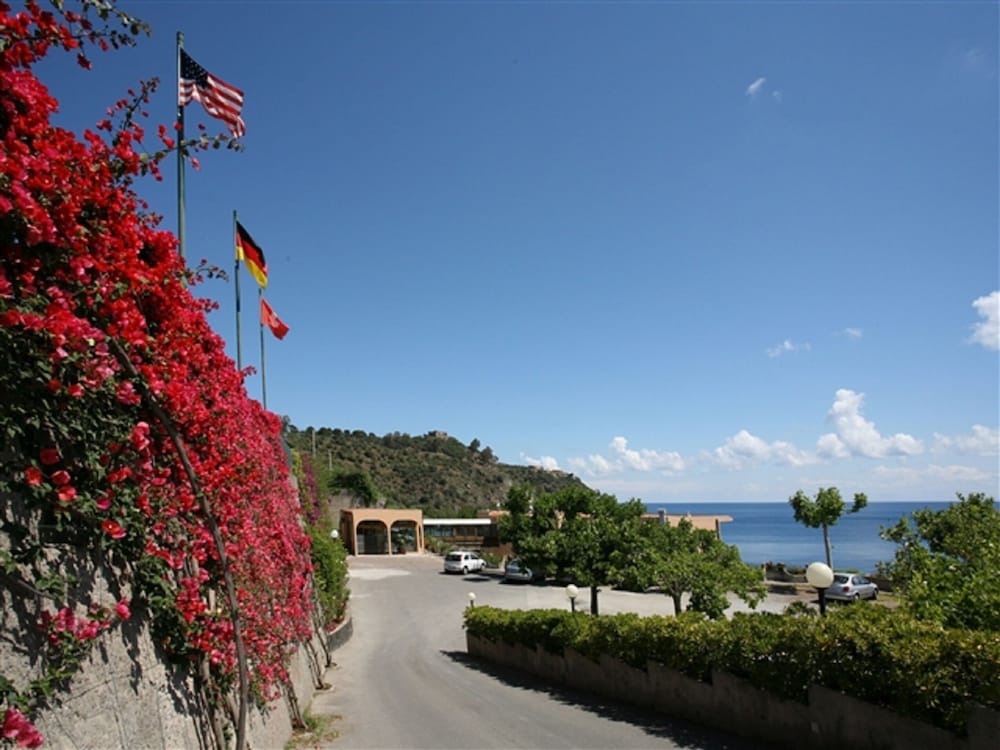 Riviera Lido Hotel 25/32