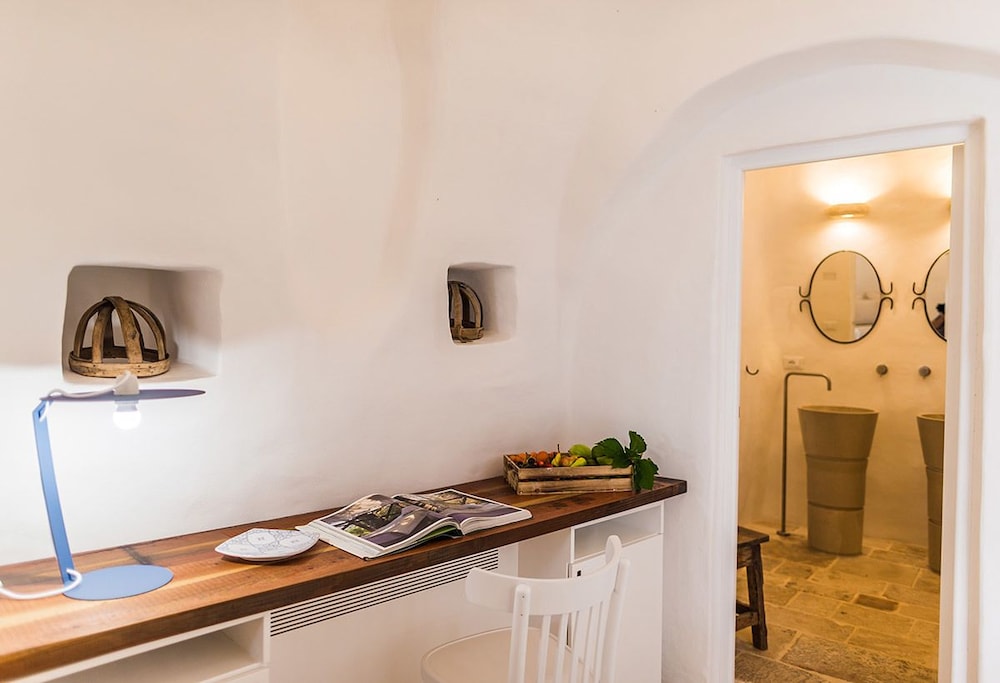 Borgo Canonica 6/50