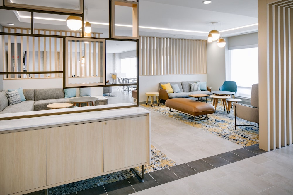 TownePlace Suites Oconomowoc 13/28