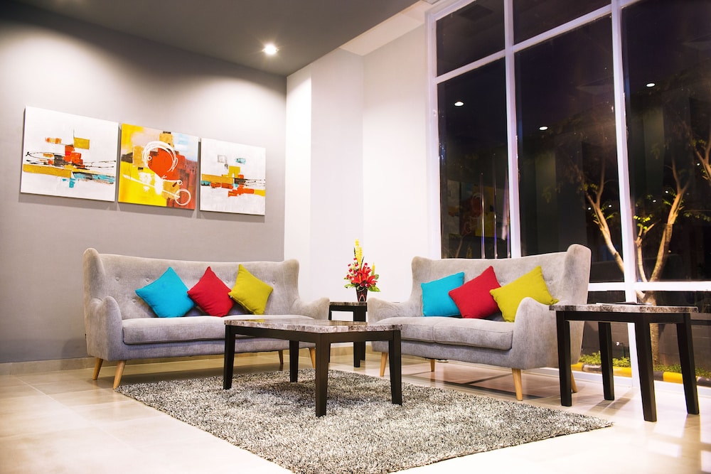 Ayola First Point Hotel Pekanbaru 27/48