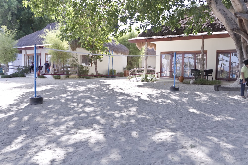 Bluewater Maribago Beach Resort 42/50