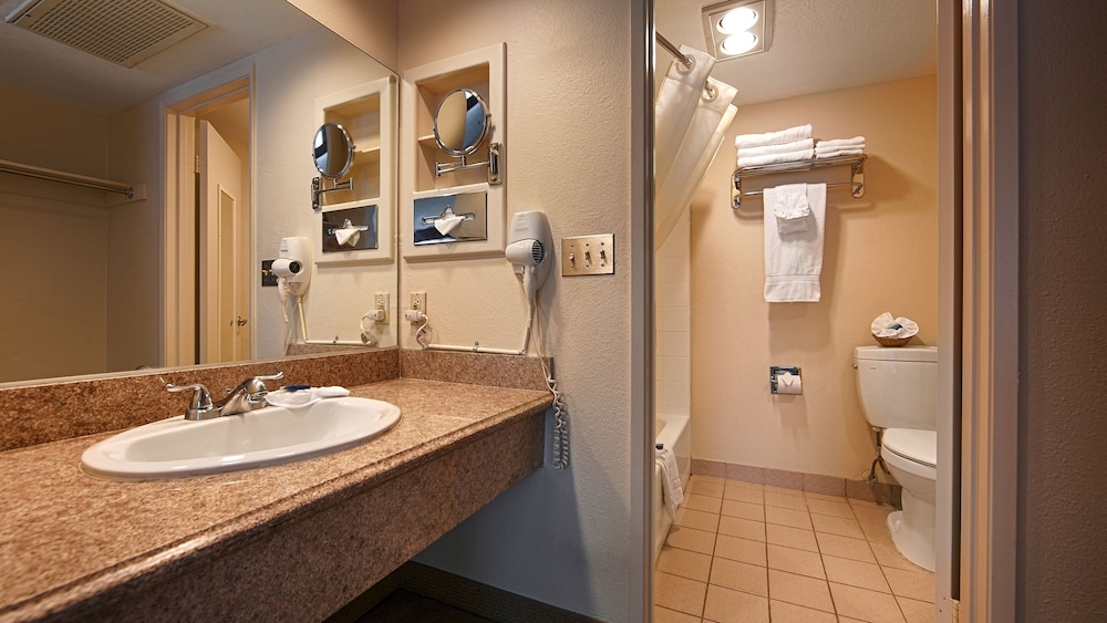 Best Western Westminster Inn 14/48