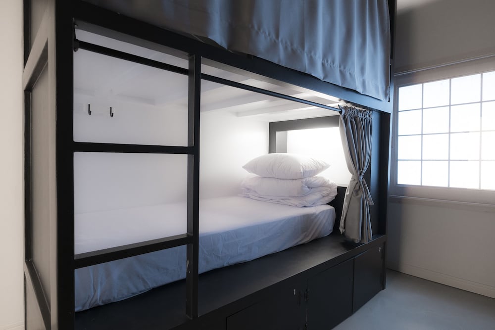 Canvas Hostel 26/54
