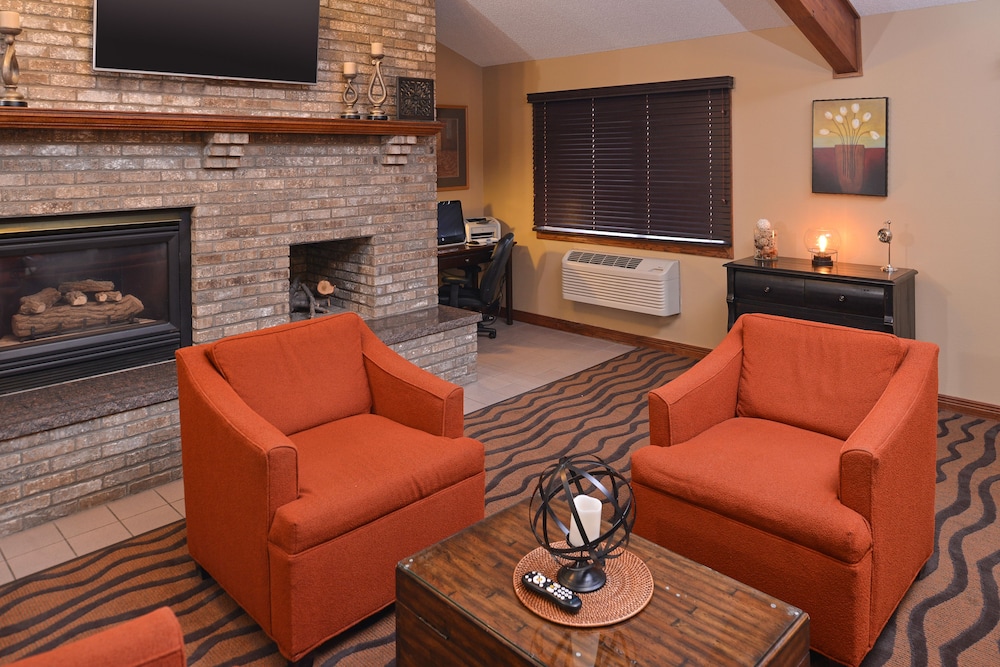 AmericInn by Wyndham St. Cloud MN I-94 22/35