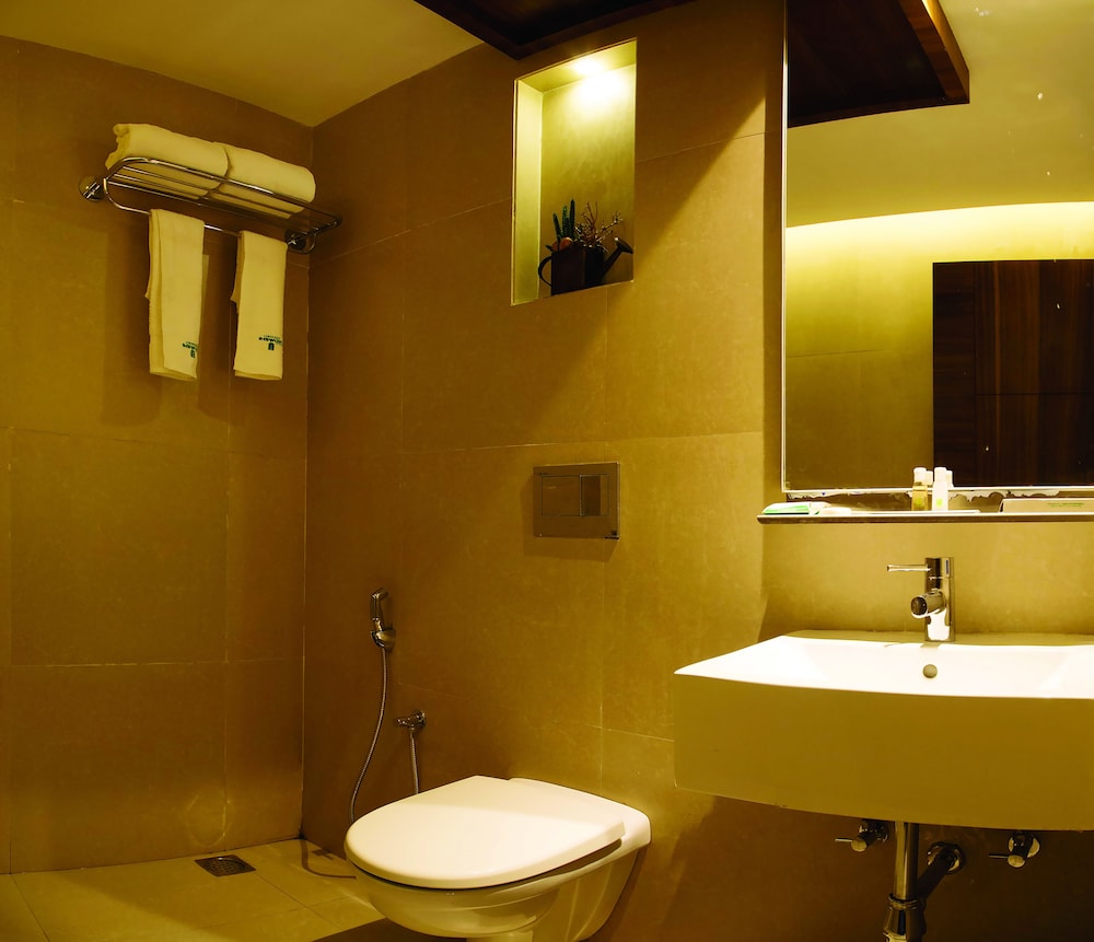 Urvashi Residency 18/43