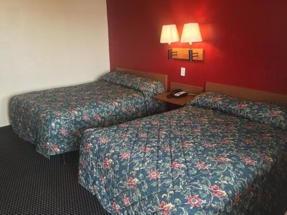 Relax Inn West Amarillo Medical Center 8/23