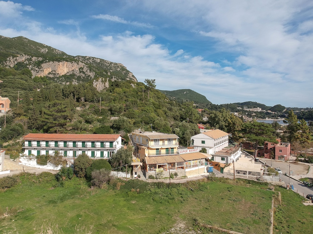 Apollon Hotel 44/47