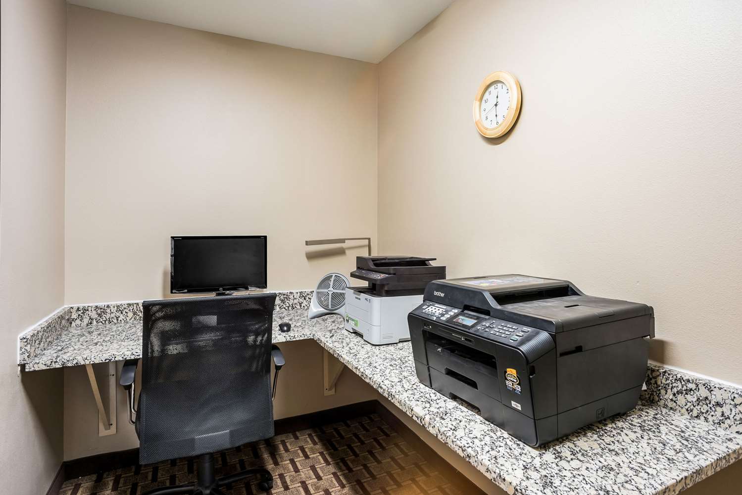 MainStay Suites Cedar Rapids North - Marion 21/22