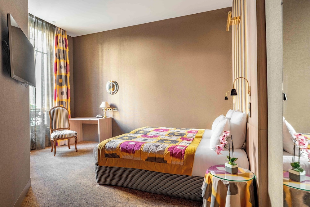 Regents Garden Hotel 12/50