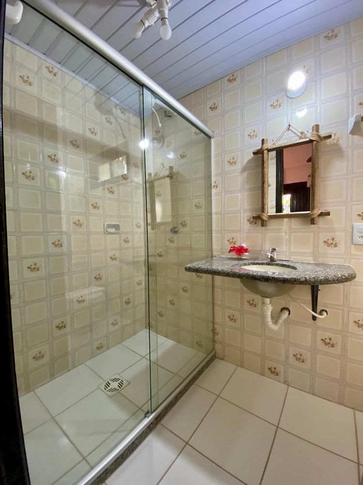 Hotel Pousada Marambaia 16/37