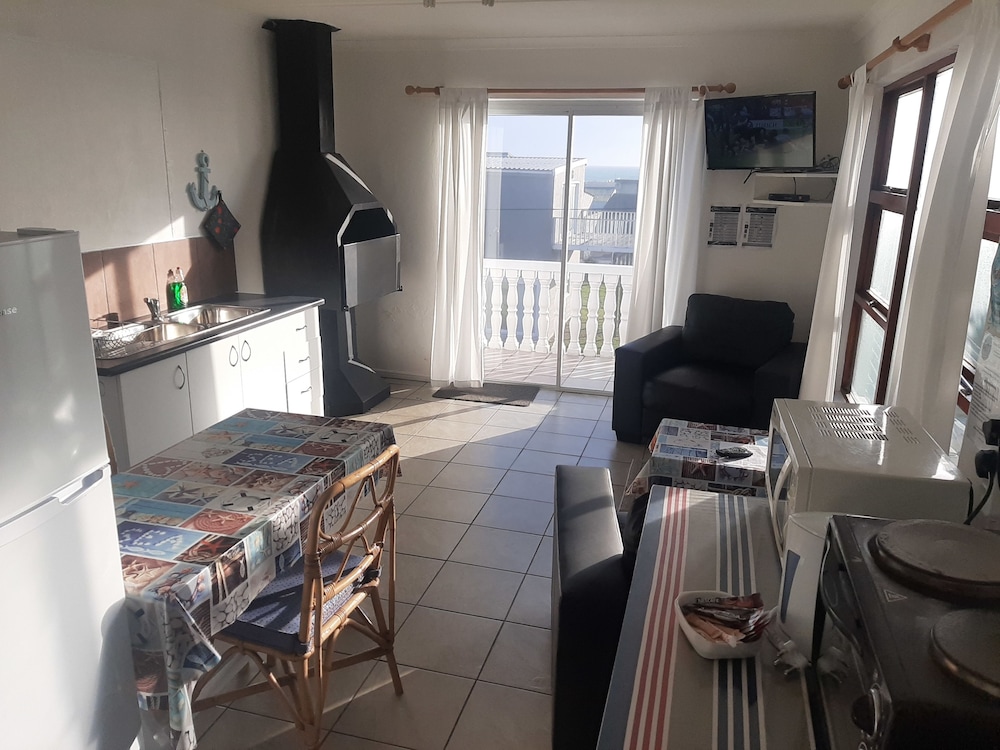 Oom Piet Self Catering Accomodation 40/50