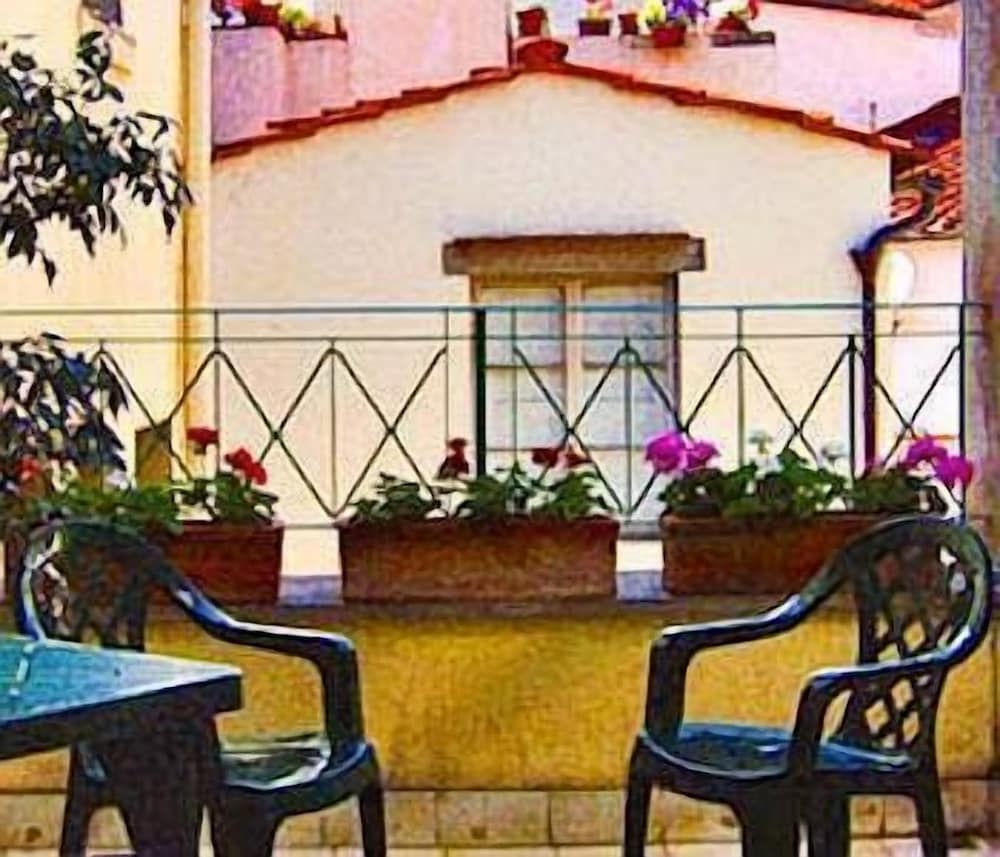 Hotel Esperanza 12/64