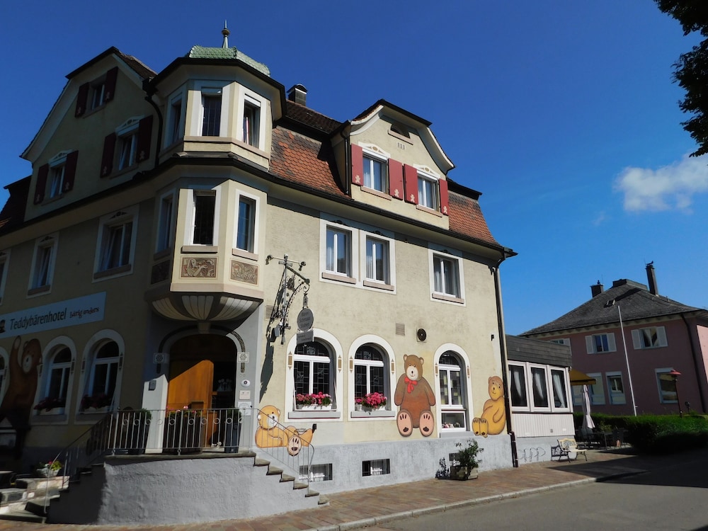 Teddybarenhotel & Restaurant Peterhof 36/50