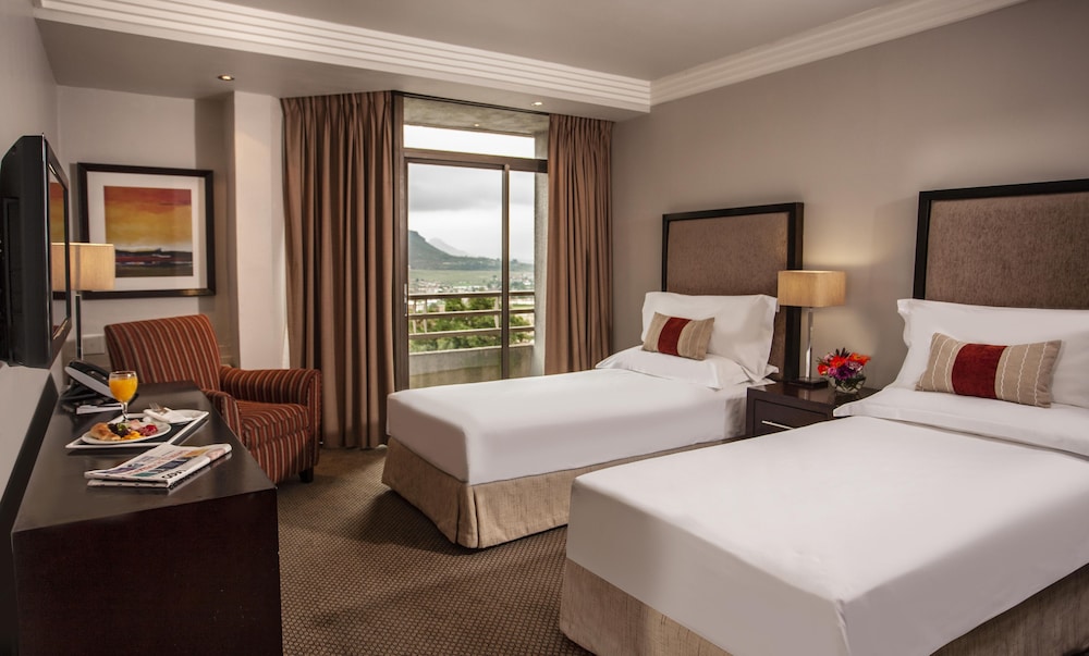 Avani Lesotho Hotel & Casino 6/50