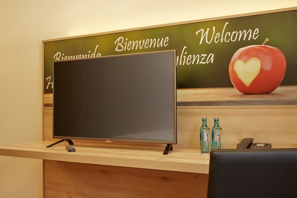 H Hotel Stuttgart Herrenberg 36/63