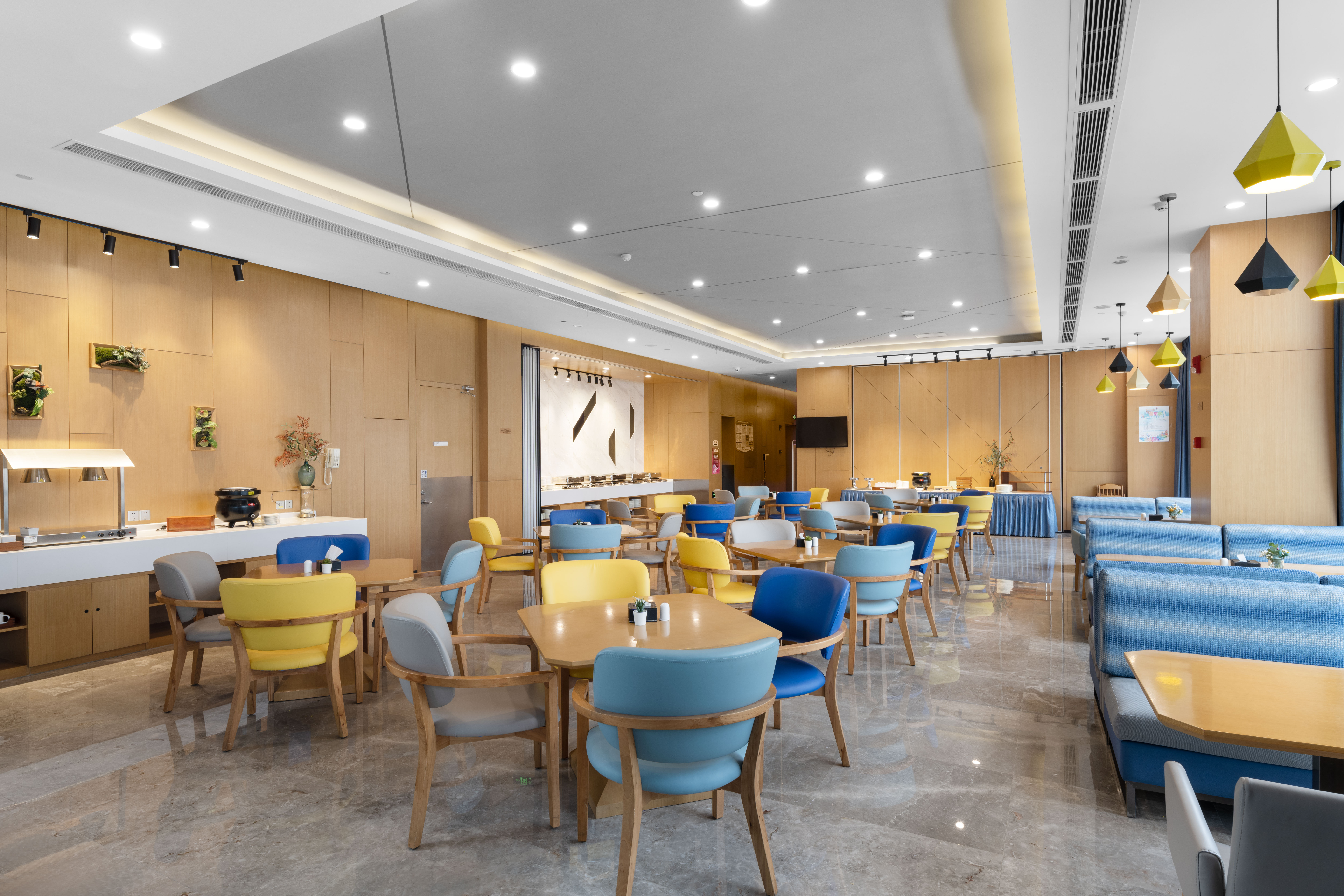 Holiday Inn Express Chengdu Xindu 30/50