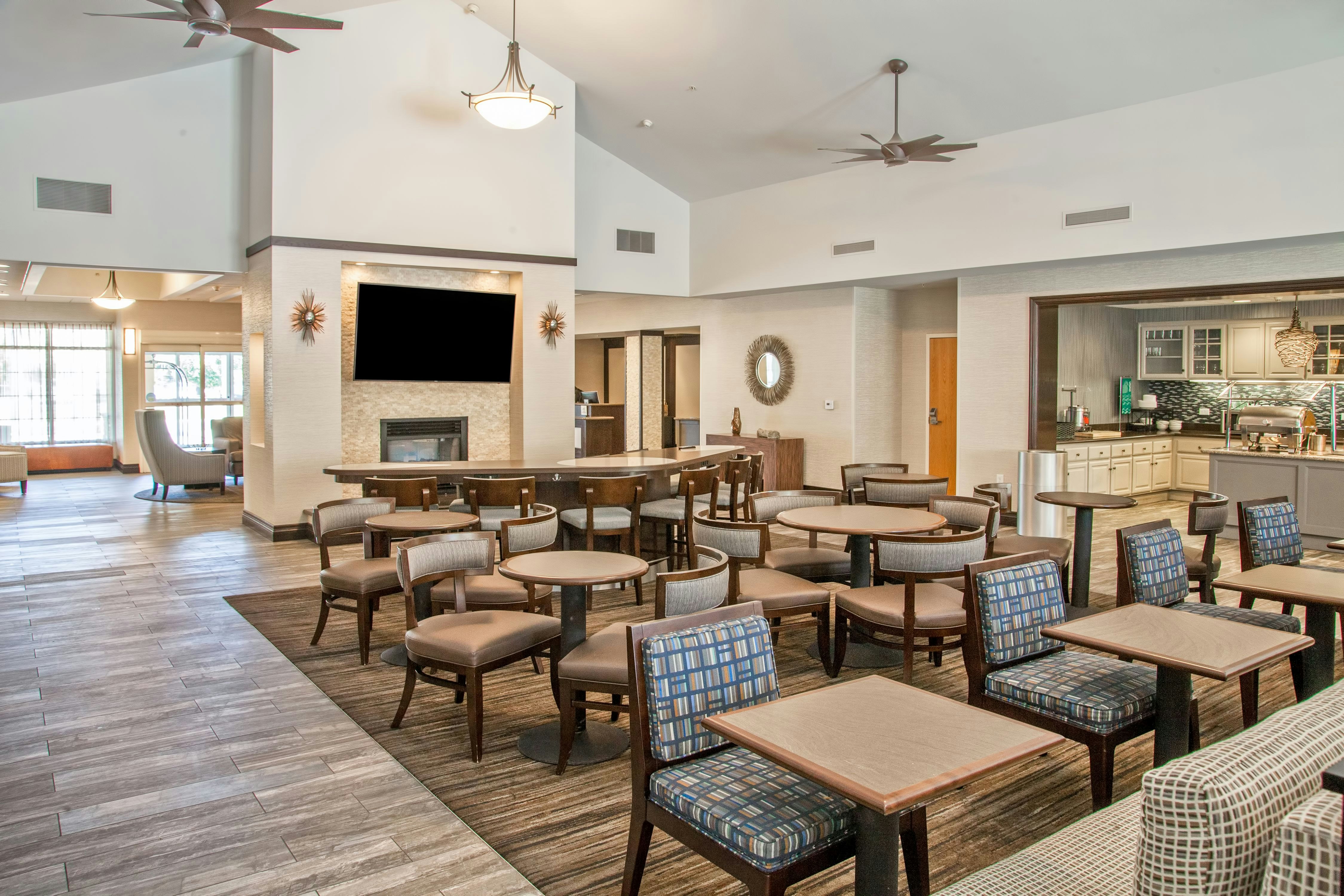 Homewood Suites By Hilton Bakersfield 42/70