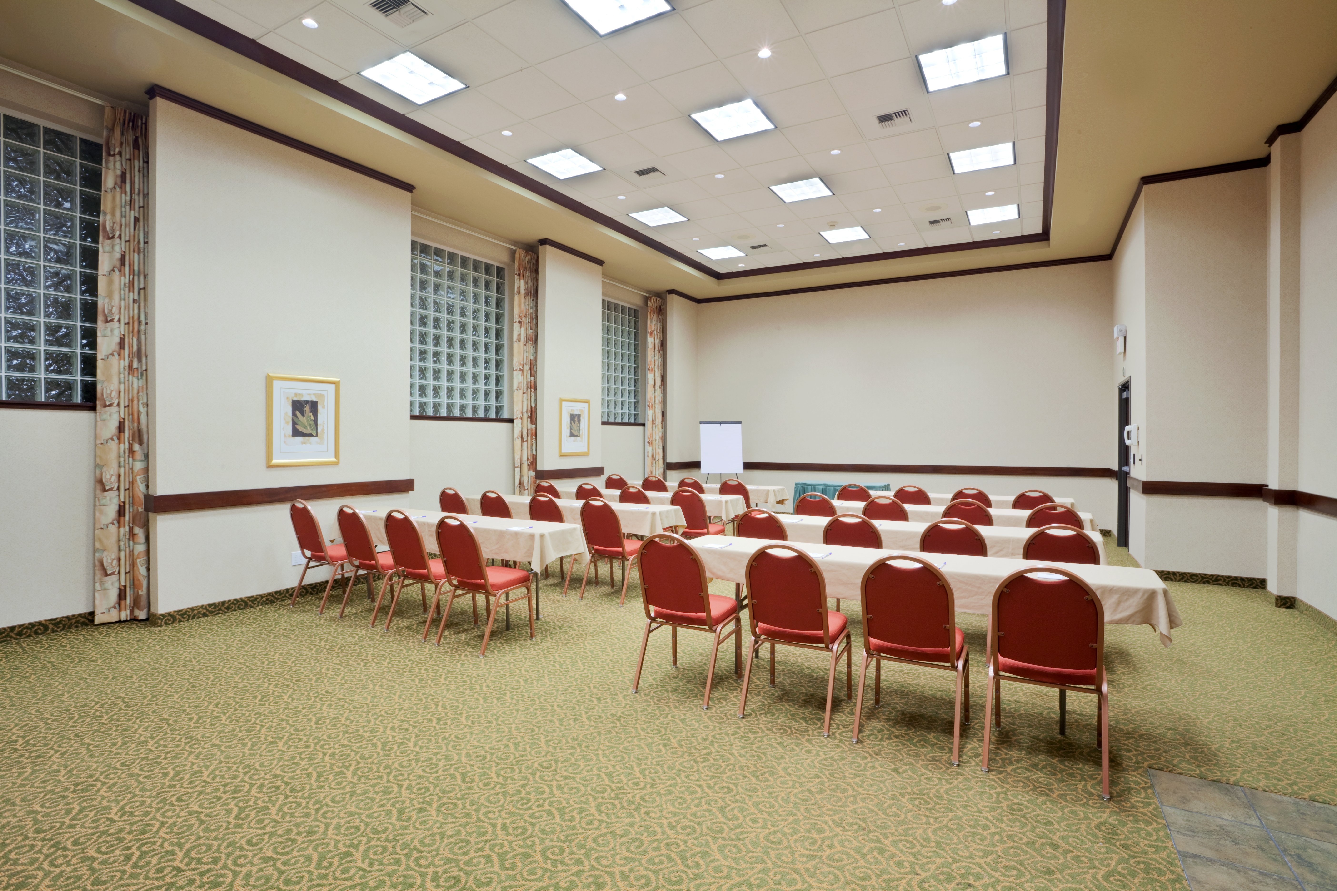 Holiday Inn Express Hotel And Suites Portland Nw Downtown 55/62