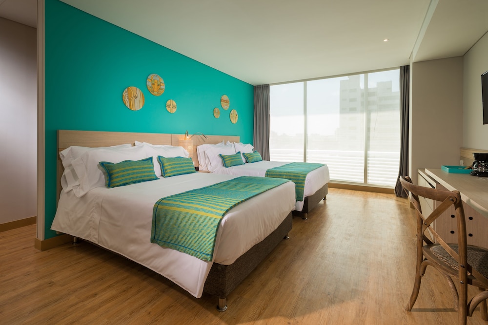 ROOM, TWIN BEDS