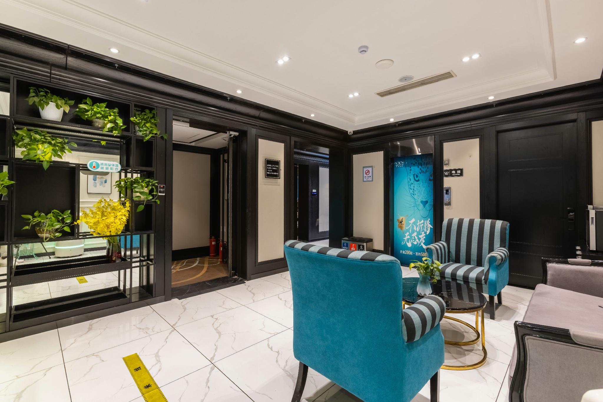 Xana Hotel (Shoujingmao Station New Tiantan Hospital Store) 9/50