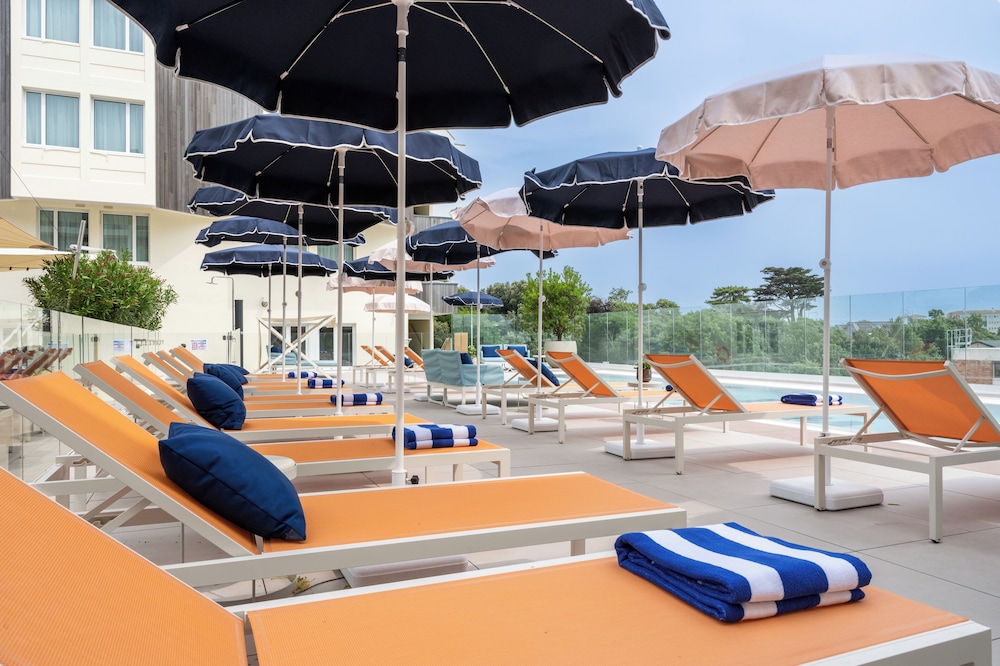 Mercure La Rochelle Vieux Port Sud 64/69