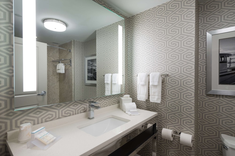 Hilton Garden Inn Portsmouth Downtown 12/54