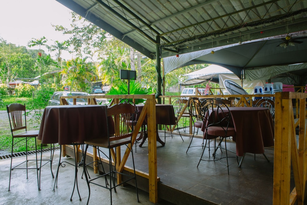 Hotel O The 7 Lodge Tambunan 40/42