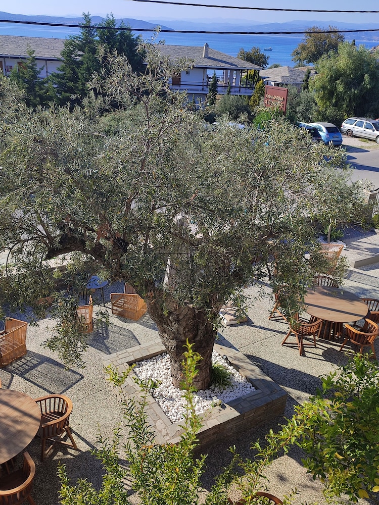 Ayia Marina Suites 26/30