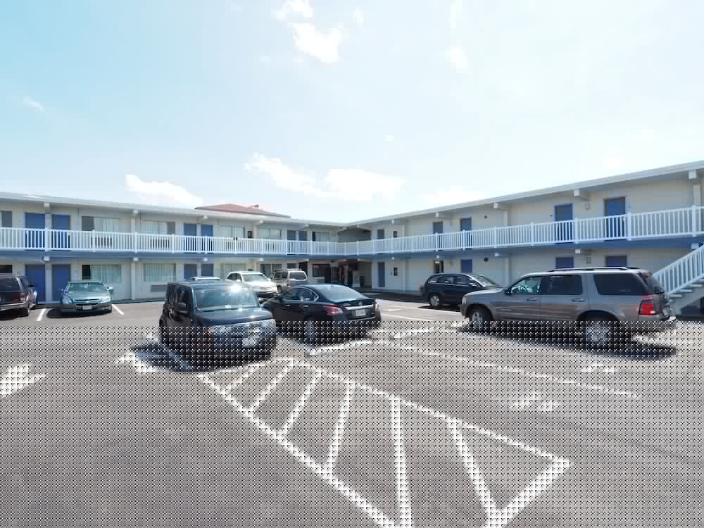 Sandpiper Inn 40/48